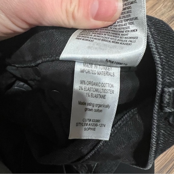 Agolde Sophie Mid Rise Jeans in Trademark Black - Picture 8 of 10